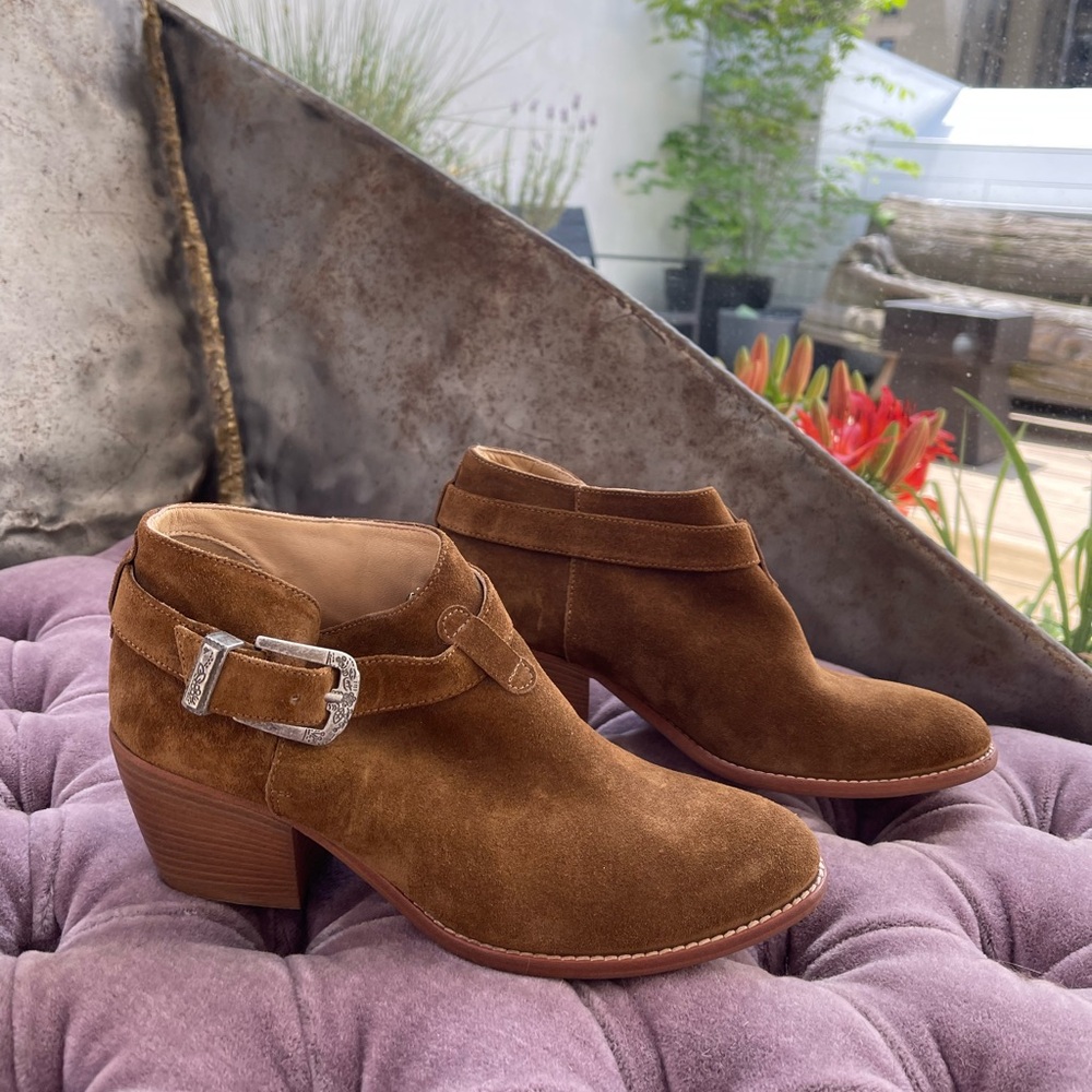 Agnès B. western angle brown suede boots, brand new new worn